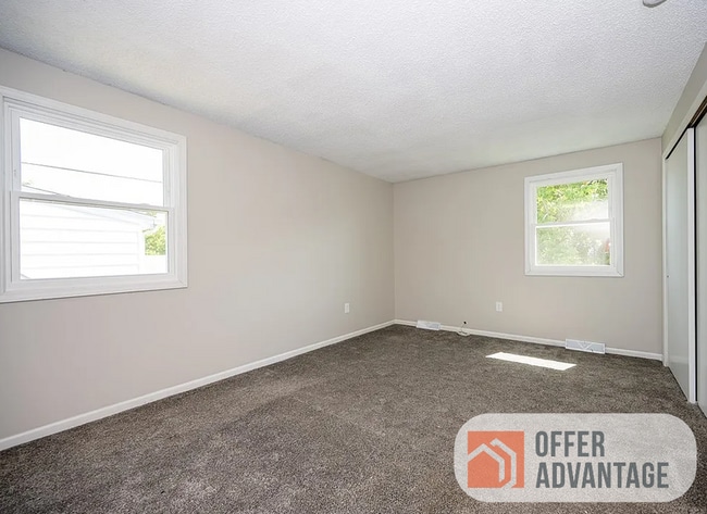 Building Photo - 261 Ehinger Dr