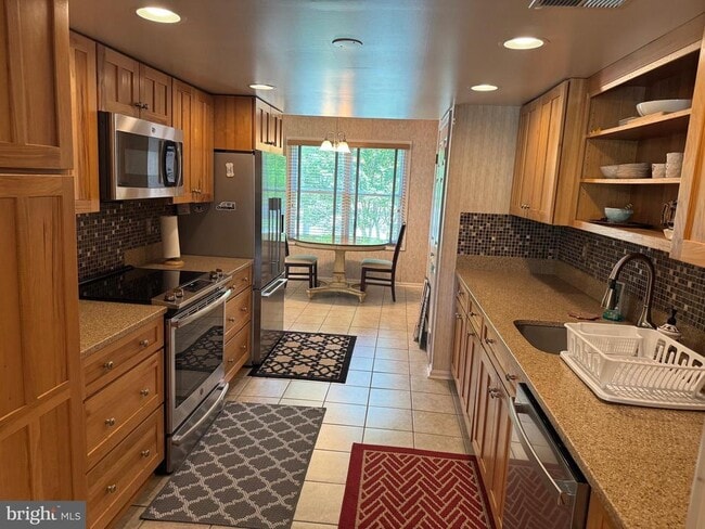 Building Photo - 14386 Bay Water Ct