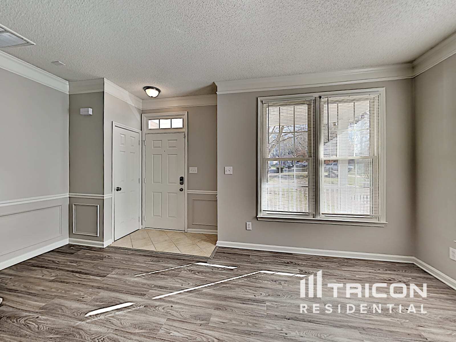 Building Photo - 7504 Axis Ct
