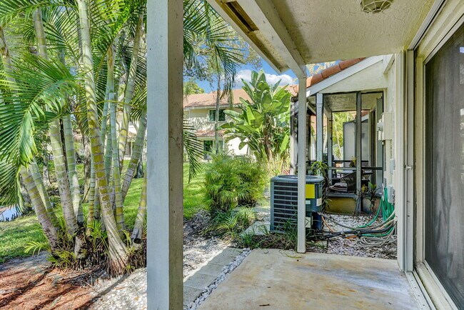 Building Photo - 6372 Boca Cir