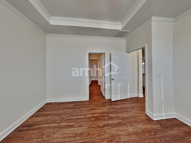 Building Photo - 147 Hazel Pk Dr