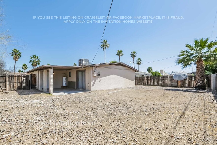 Building Photo - 3221 E Captain Dreyfus Ave