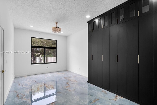 Building Photo - 758 Lake Wellington Dr