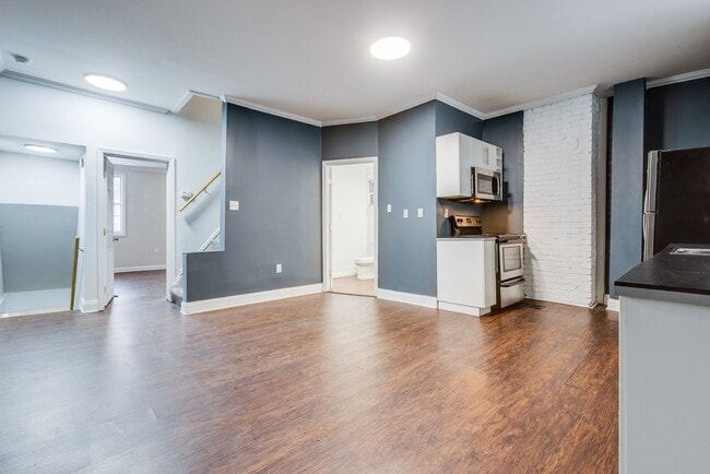 Building Photo - 2623 S 18th St