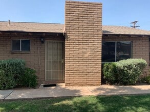 Building Photo - Great 1 bedroom 1 bath cond