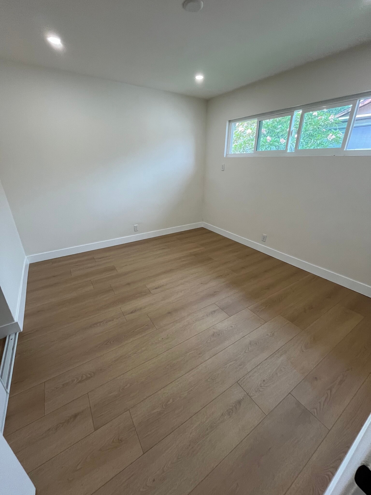 Building Photo - 2651 Parkway Dr