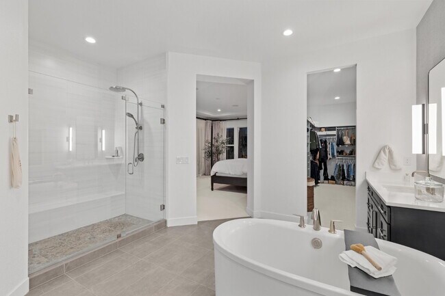 Building Photo - Colorado Luxury Redefined | Custom Ranch with Exceptional Outdoor Living & Designer Finishes