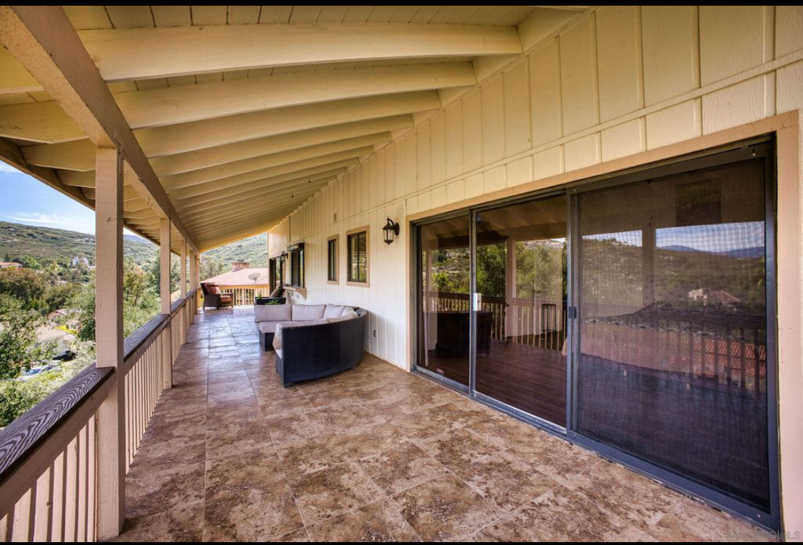 Building Photo - 15408 Vista Vicente Dr