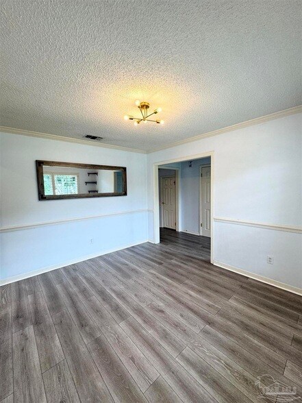 Building Photo - 3019 Keats Dr