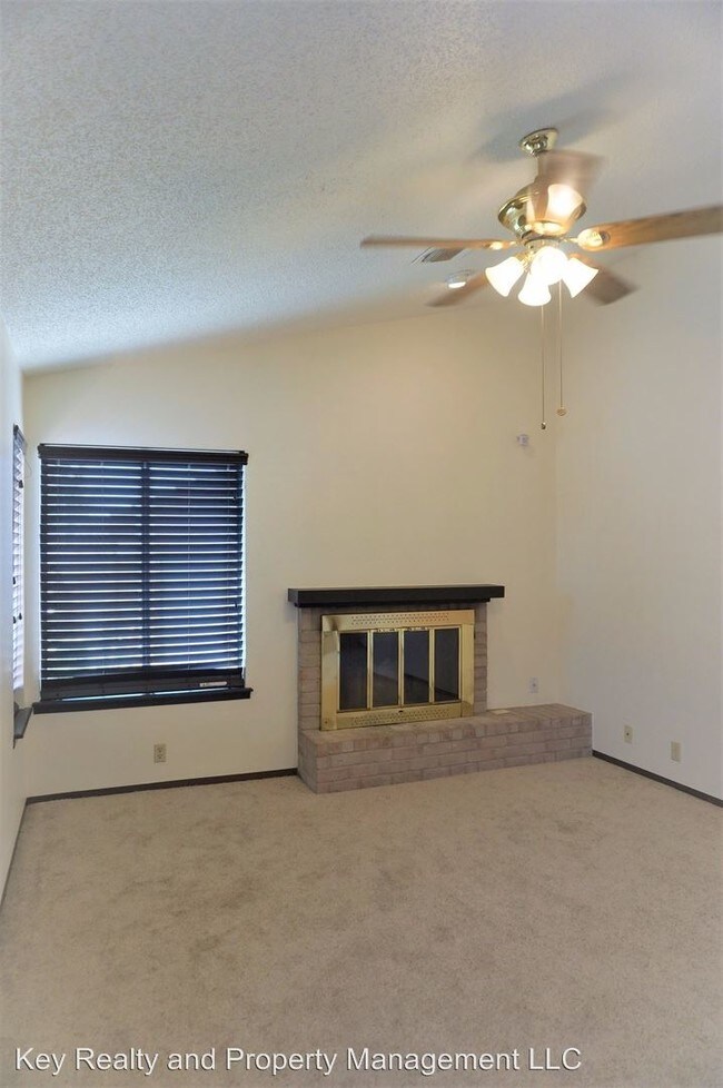Building Photo - 9763 Hefner Village Blvd