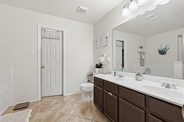 Building Photo - 14820 Ledgeview Ct