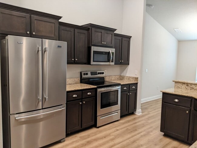 Building Photo - Craftsman-Style 4-Bedroom Home - Winners Gait