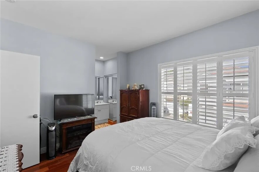 Building Photo - 27905 Crown Court Cir