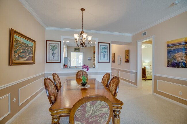 Building Photo - 38 Harbour Isle Dr E