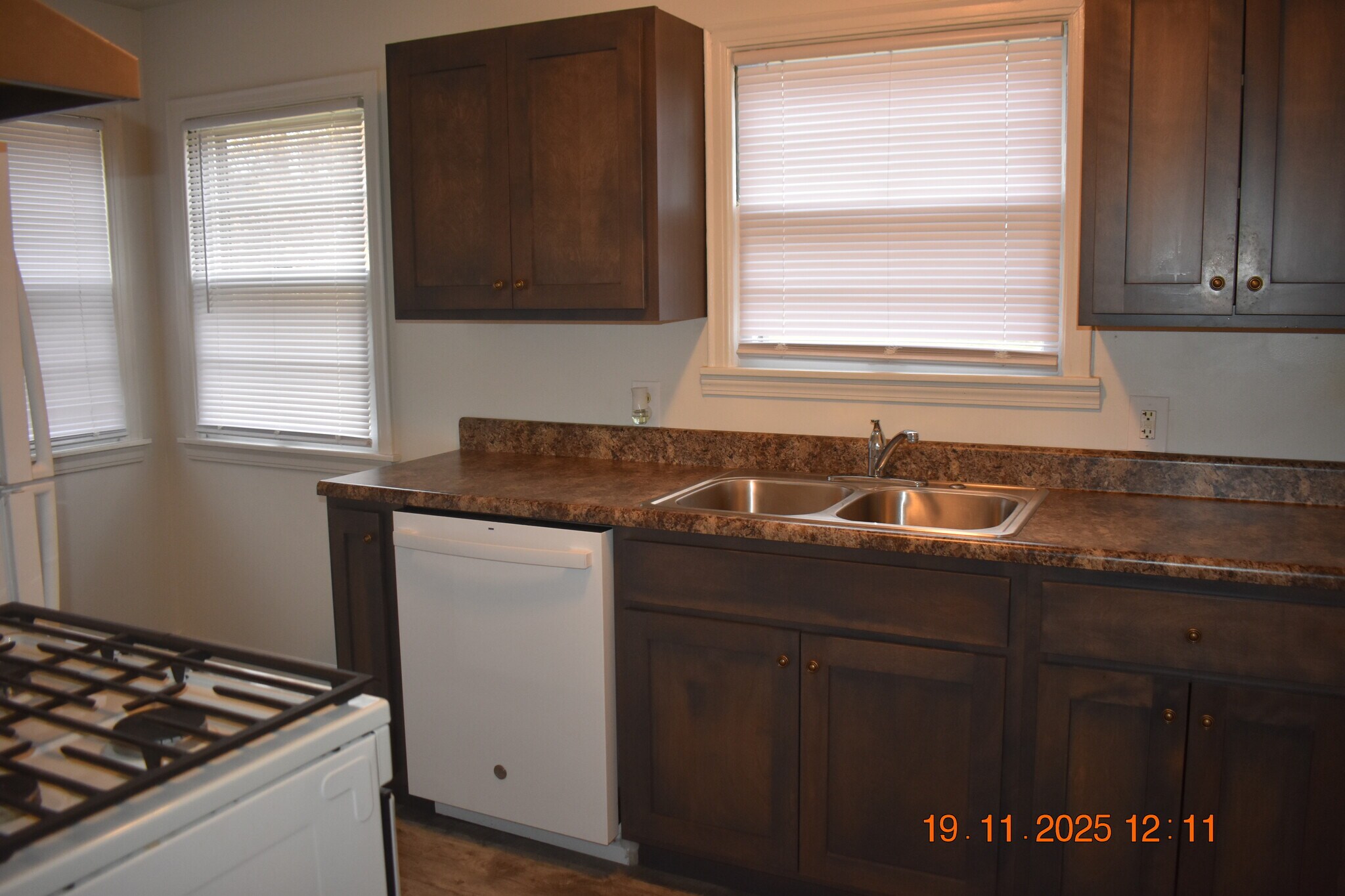 Building Photo - 5321 Pratt St