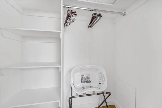 Building Photo - 254 W 54th St