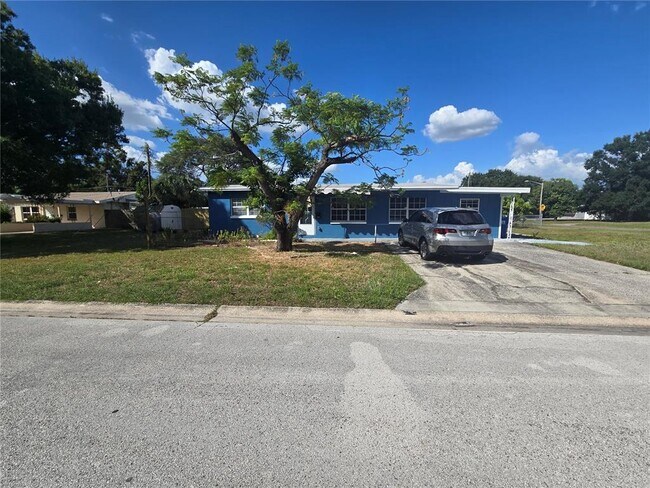 Primary Photo - 7401 36th Ave N