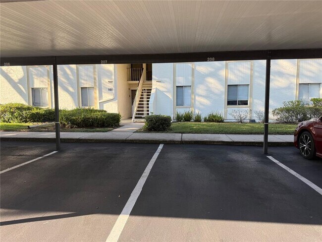 Building Photo - 208 Palmetto Ct