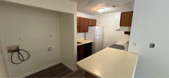 Building Photo - 6408 Starbrook Dr