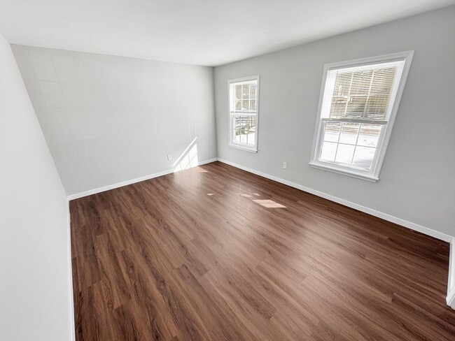 Building Photo - Modern 3 Bedroom Home in Ashland