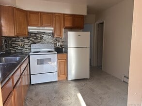 Building Photo - 45 Benedict Ave