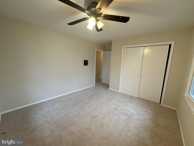 Building Photo - 4037 Olney Laytonsville Rd