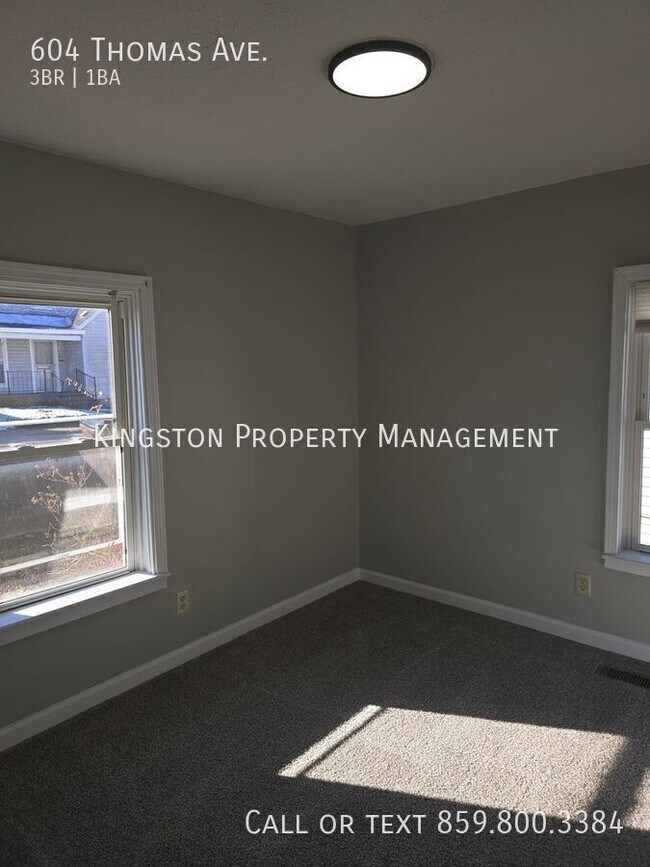 Building Photo - 604 Thomas Ave