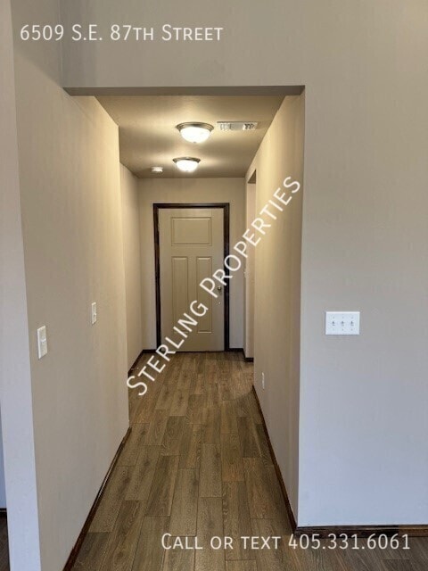 Building Photo - 6509 SE 87th St