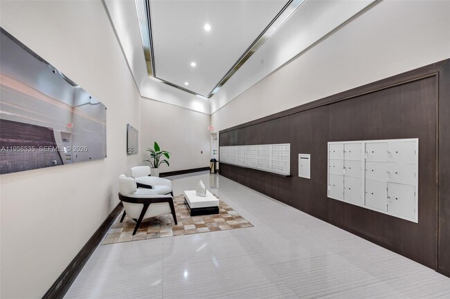 Building Photo - 16485 Collins Ave