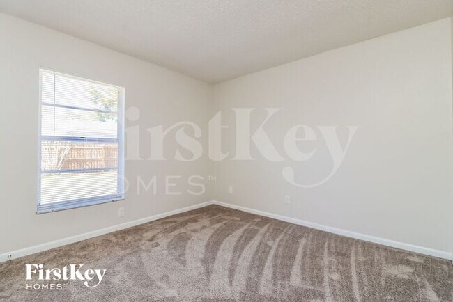 Building Photo - 1625 Gardner Dr