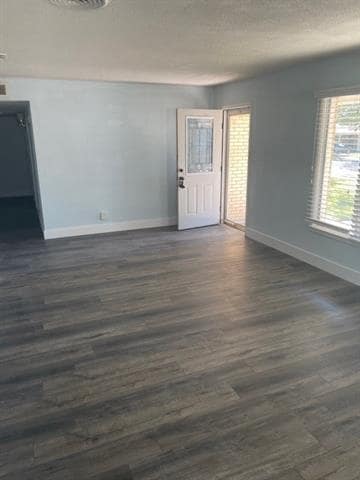 Building Photo - 4300 Mackey Dr