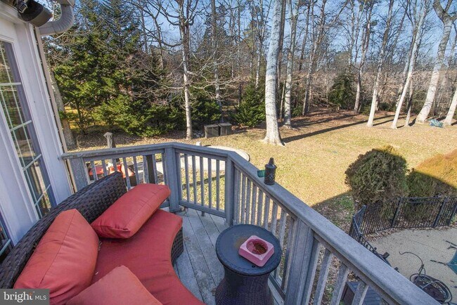 Building Photo - 7420 Mayflower Ct