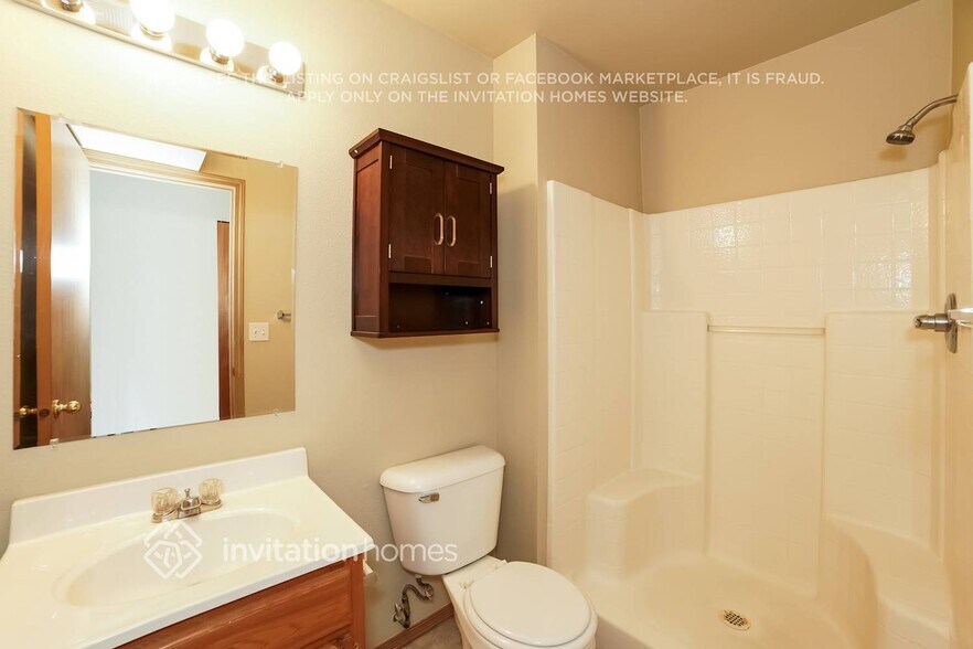 Building Photo - 4716 35th Ave NE