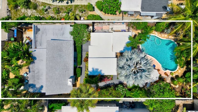 Building Photo - 1449 NE 23rd St