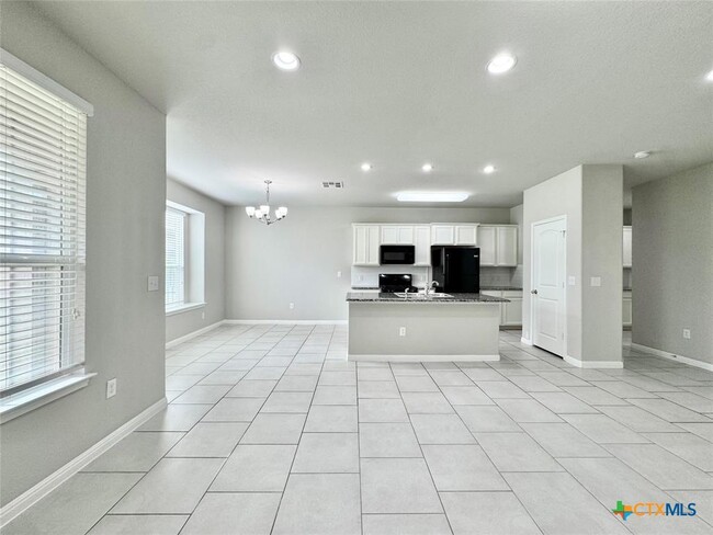 Building Photo - 113 Homily Dr