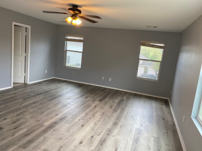 Building Photo - 7231 Enchanted Creek Dr