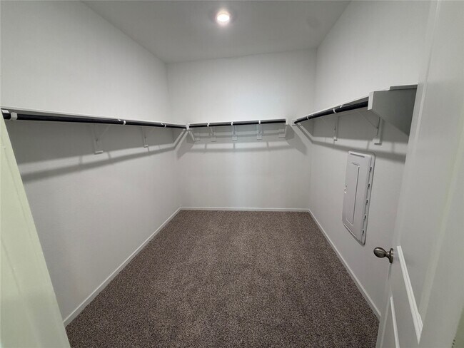 Building Photo - 27615 Hudson Sands Ln