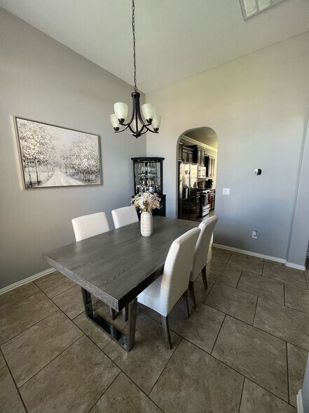 Building Photo - 803 Founders Rd