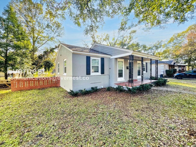 Building Photo - 227 Broadmoor Dr