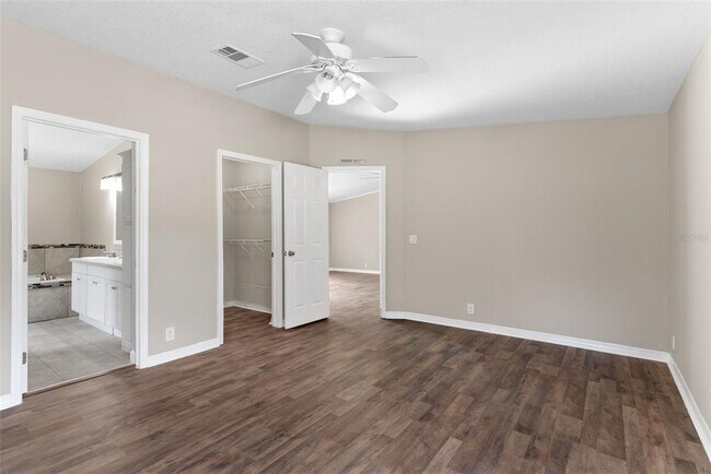 Building Photo - 6682 SW 156th Pl