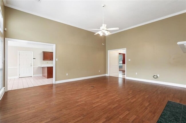 Building Photo - 158 Woodruff Dr