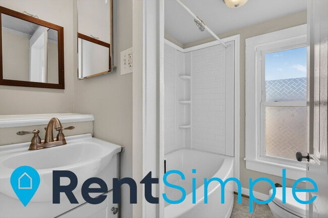 Building Photo - 317 Prince Edward St