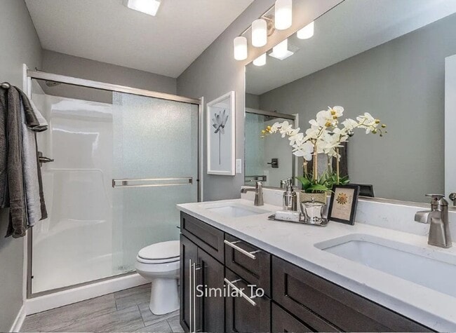 Building Photo - Gorgeous 3BR 2.5ba Townhome, available NOW!