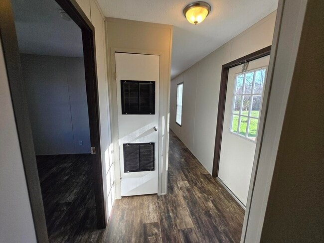 Building Photo - 6045 Frederick St