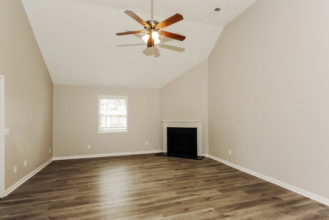 Building Photo - 812 Overlook Trail