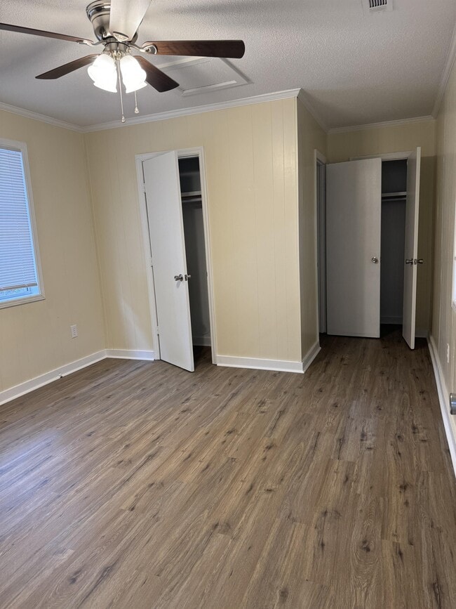 Building Photo - 606 Cypress St