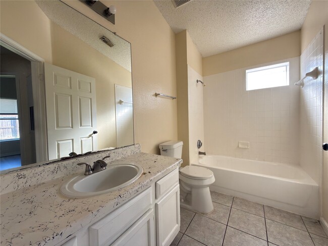 Building Photo - 4622 Bryant Ridge Rd