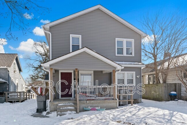 Building Photo - 601 N Sherman Dr