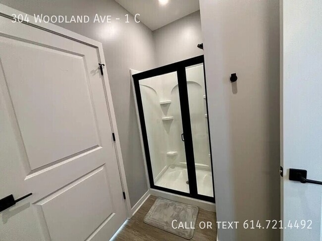 Building Photo - 304 Woodland Ave