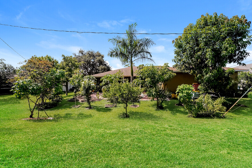 Building Photo - 8436 Aloha Rd
